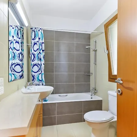 Ferienhaus 3 Bedroom Athina With Private Pool And Golf Views, Aphrodite Hills