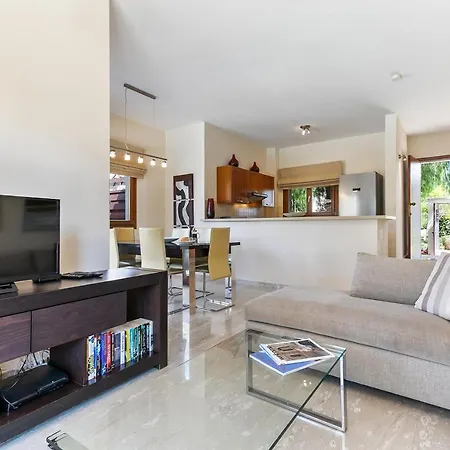3 Bedroom Athina With Private Pool And Golf Views, Aphrodite Hills * Kouklia