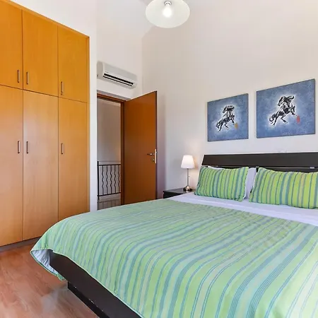 3 Bedroom Athina With Private Pool And Golf Views, Aphrodite Hills Holiday home